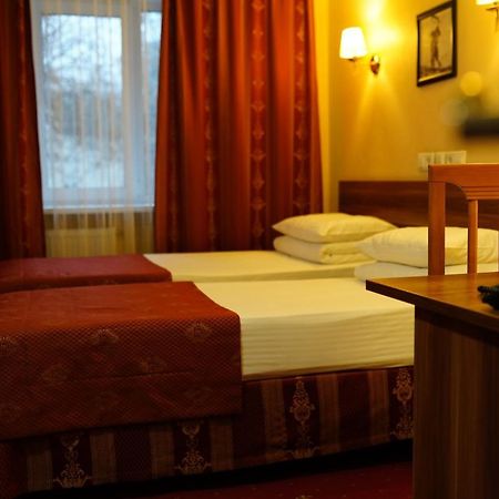 Amaks Vizit Hotel Gomel Bagian luar foto