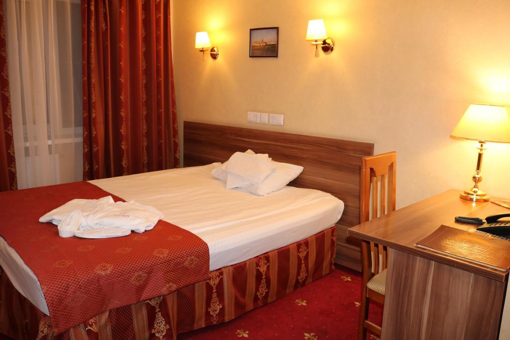 Amaks Vizit Hotel Gomel Bagian luar foto