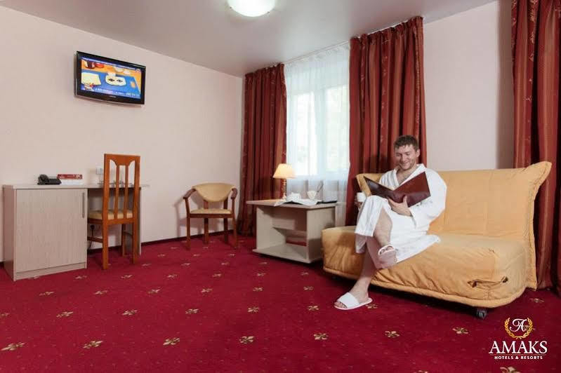Amaks Vizit Hotel Gomel Bagian luar foto