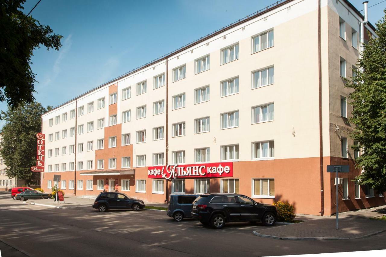 Amaks Vizit Hotel Gomel Bagian luar foto